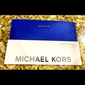 SOLD! MICHAEL KORS MacBook Air Sleeve